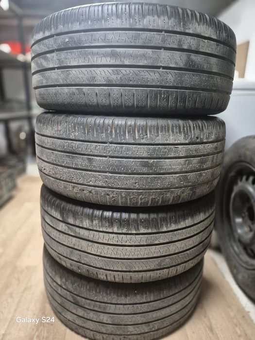 Продам летние шины R18 Pirelli