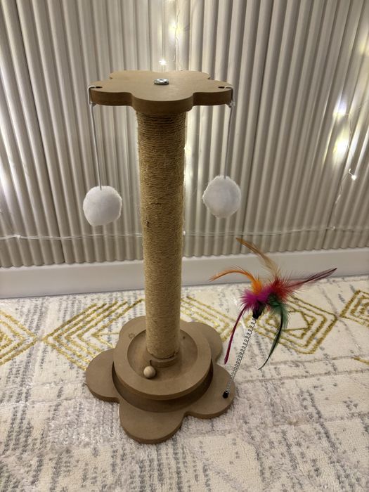 Продам когтеточку новую