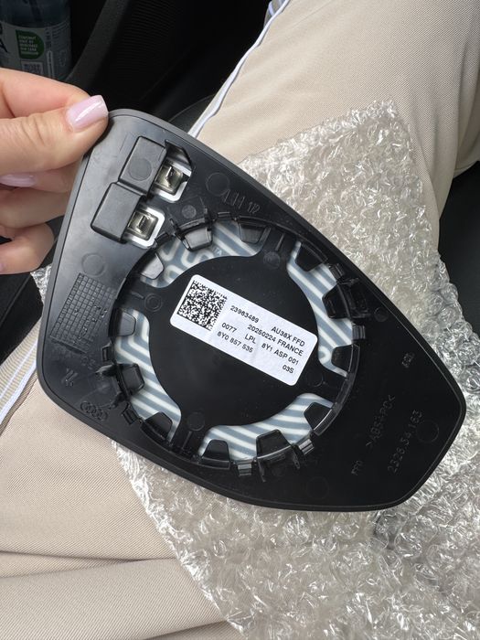 Vand oglinda  originala audi A3 -2023