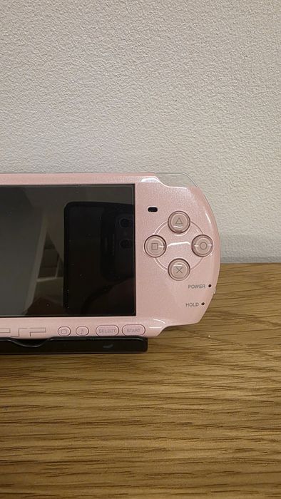 Sony PSP 3000, Modat, 550 jocuri, consola 9 în 1