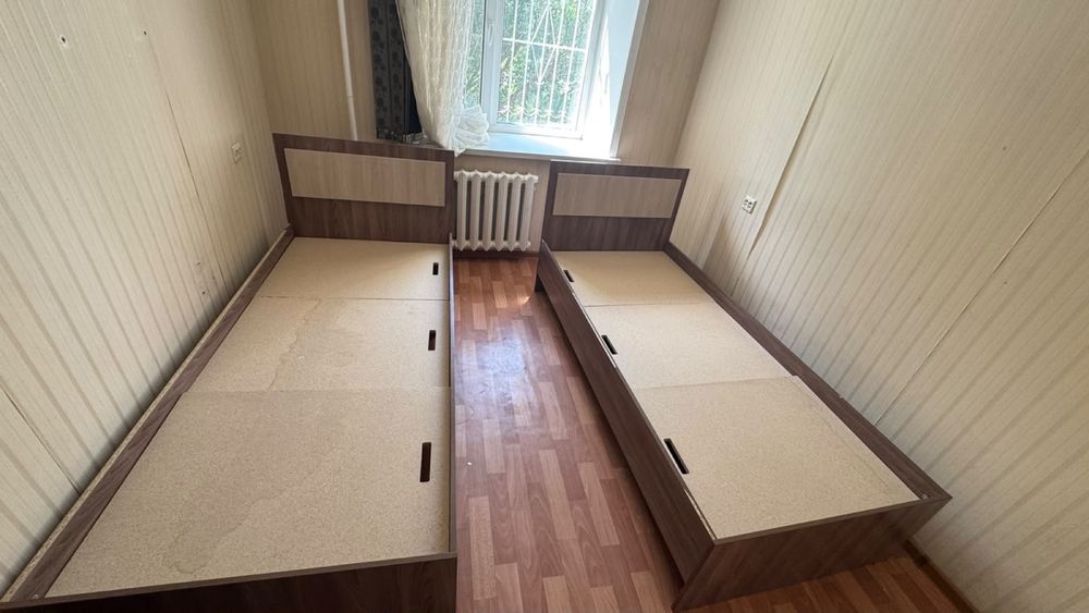 Продам кровати б/у