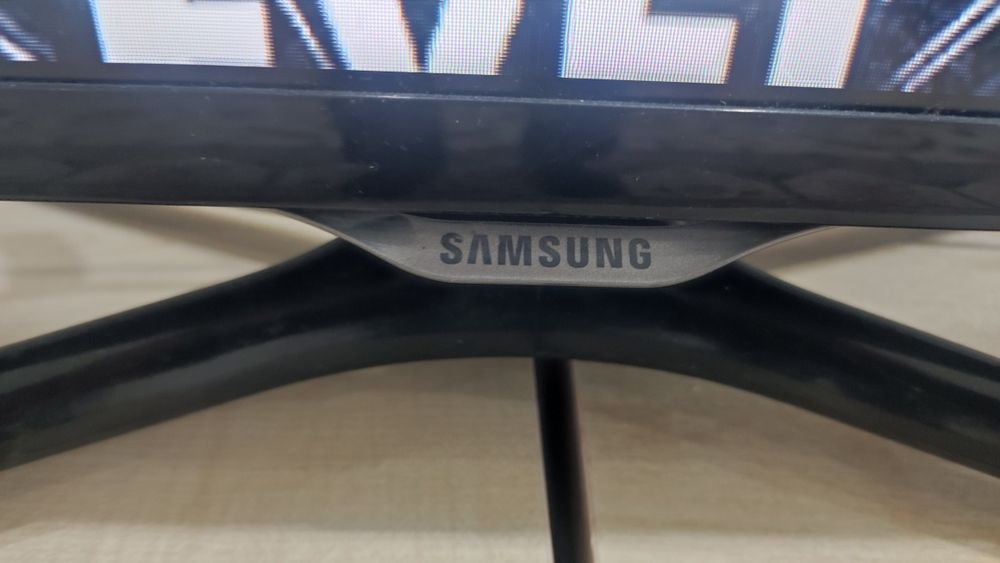 Телевизор Самсунг