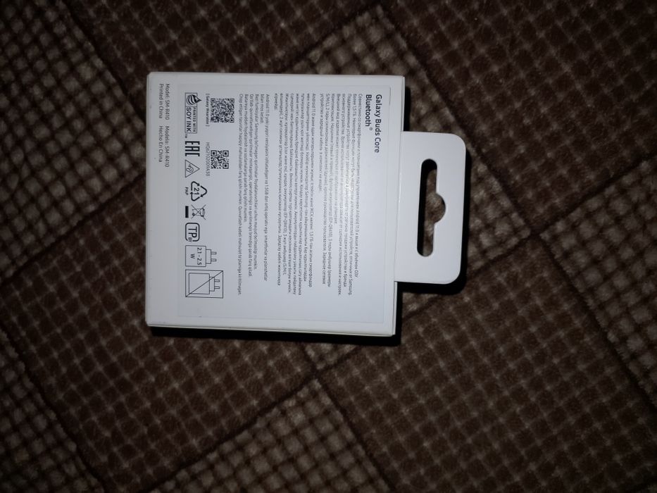 Продам наушники galaxy buds core