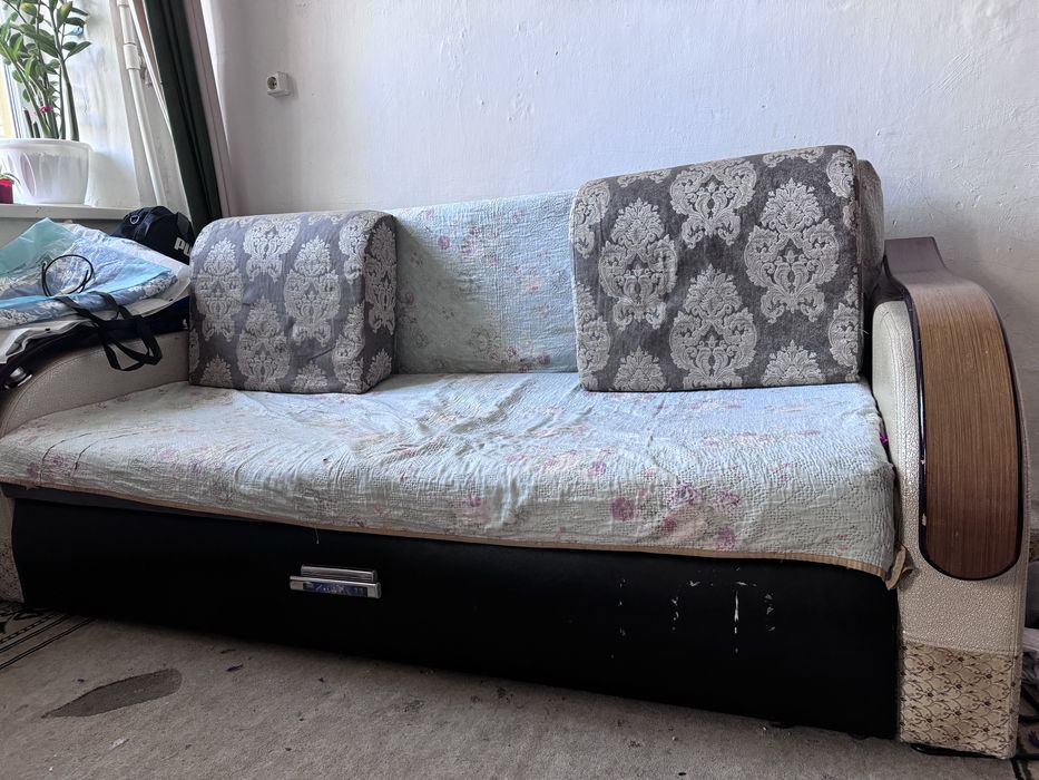 Продам диван раскладной
