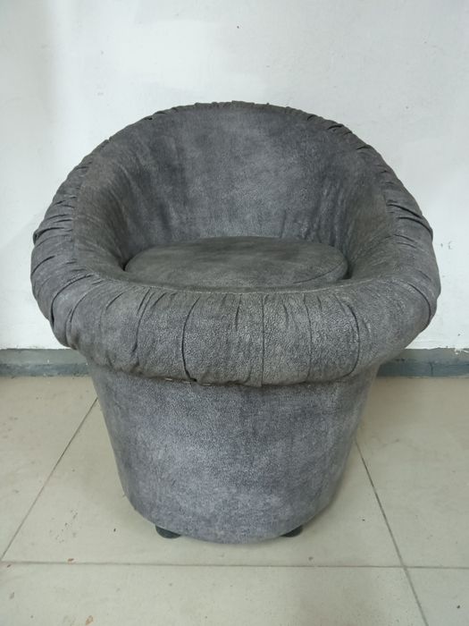 Пуфик со спинкой