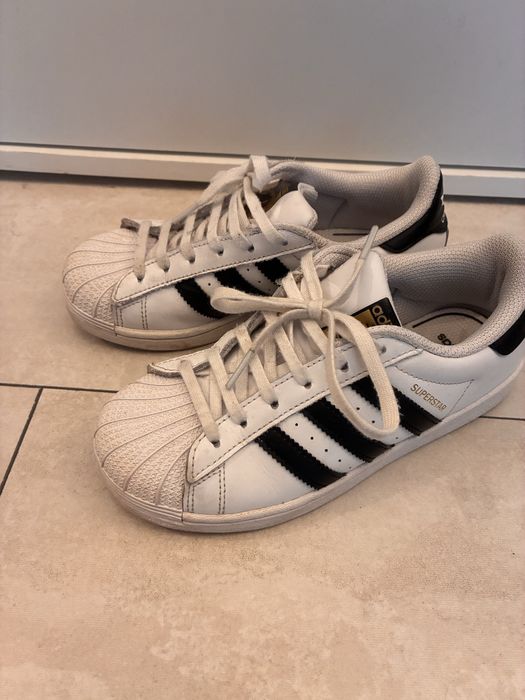 Маратонки Adidas 33 размер