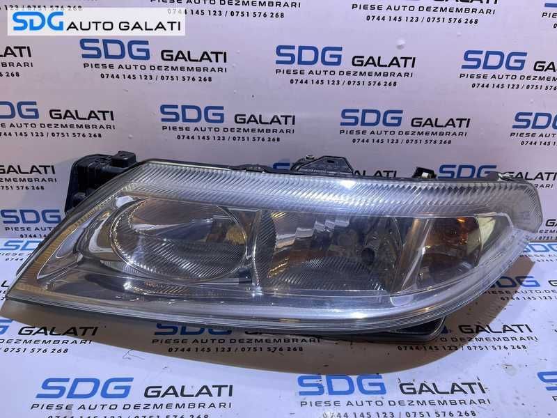Far Stanga Halogen Renault Laguna 2 2001 - 2007 Cod 7701048927
