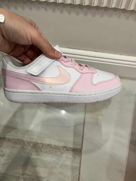 Кроссовки  для девочки Nike
