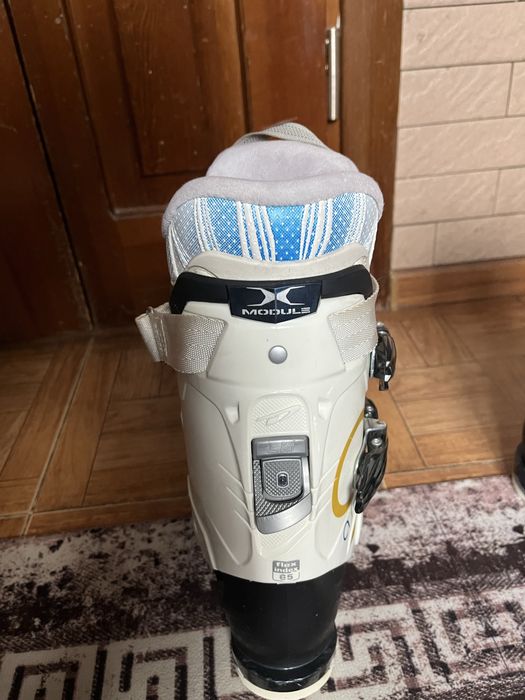 Ботинки для лыж