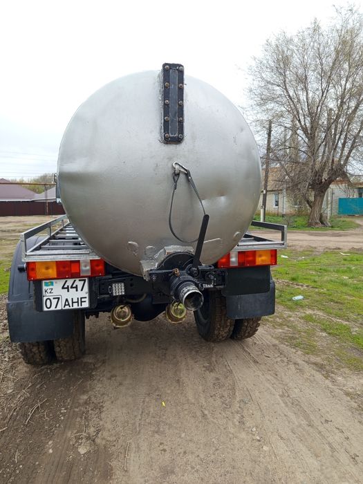 Продам ассенизатор газ 3309