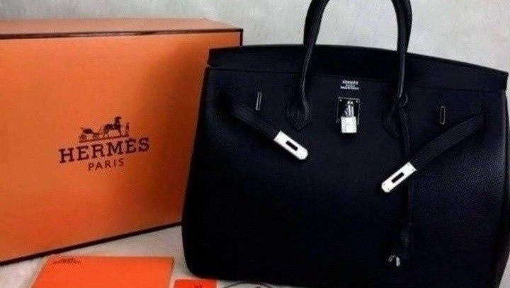 Geanta damă dimens.mare( 40cm L) si medie 33cm L, model Kelly/saculet