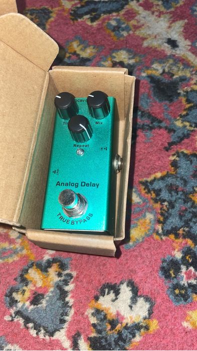 педаль для гитары analog delay