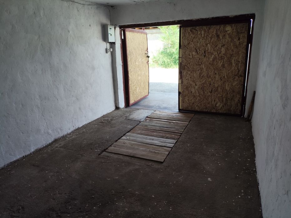 Сдам гараж в аренду