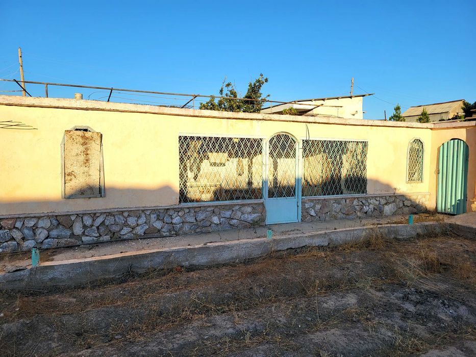 Dacha sotiladi (Zolotinka)