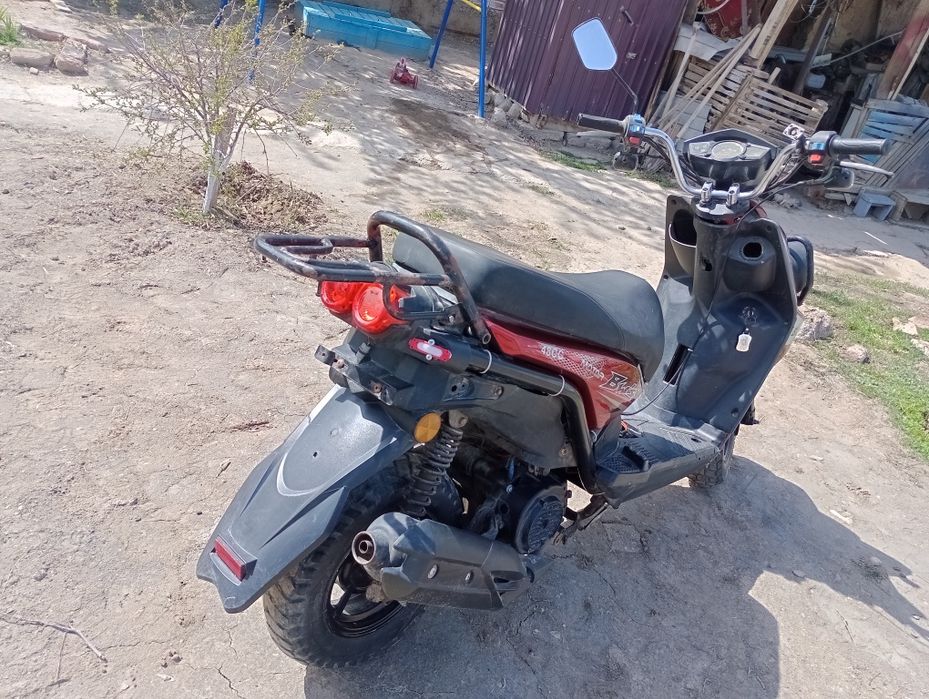 Скутер Ай-Ли Бумер