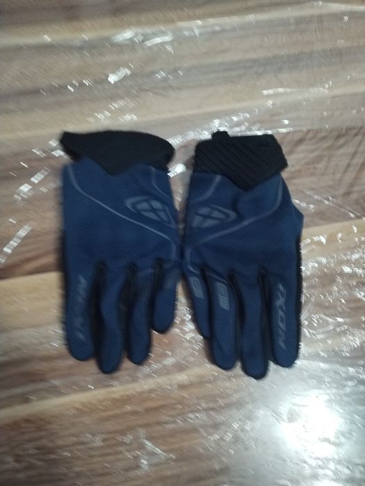 Greacă și mănuși moto mărimea L