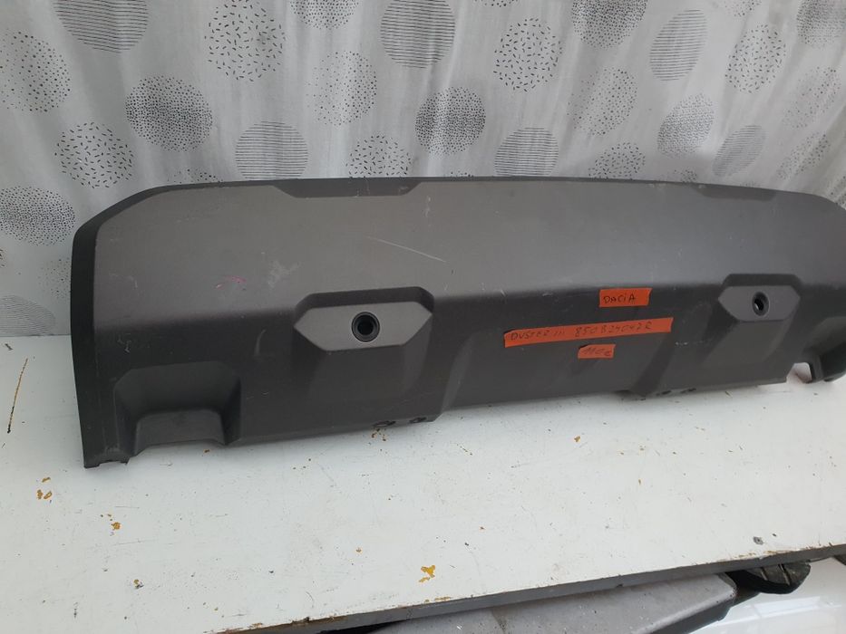 Задна броня лайсна Dacia Duster 3