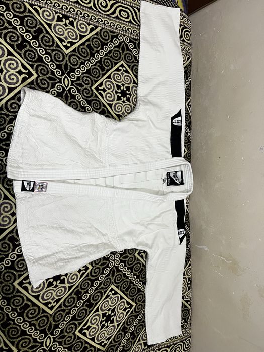 Кимано для дзюдо новый,оригинал!!!