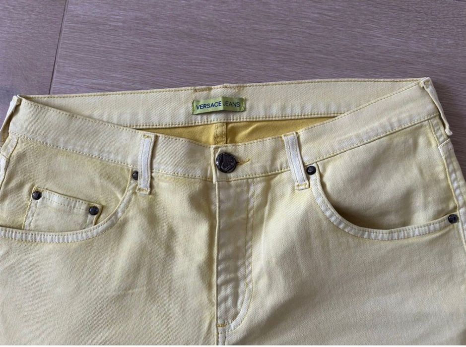 Blugi scurți Versace jeans couture originali.