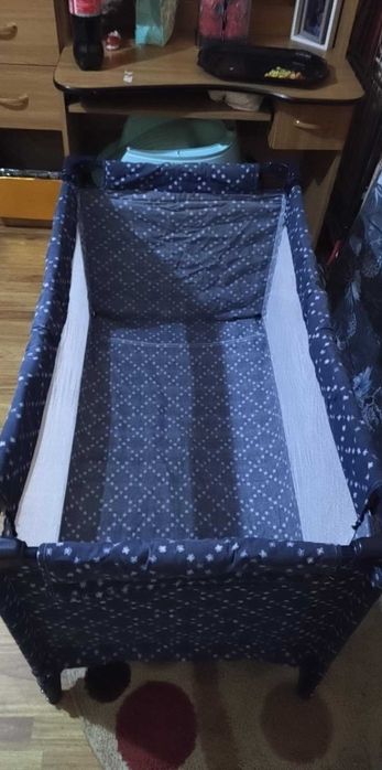 Vând pătuț (nu trimit)