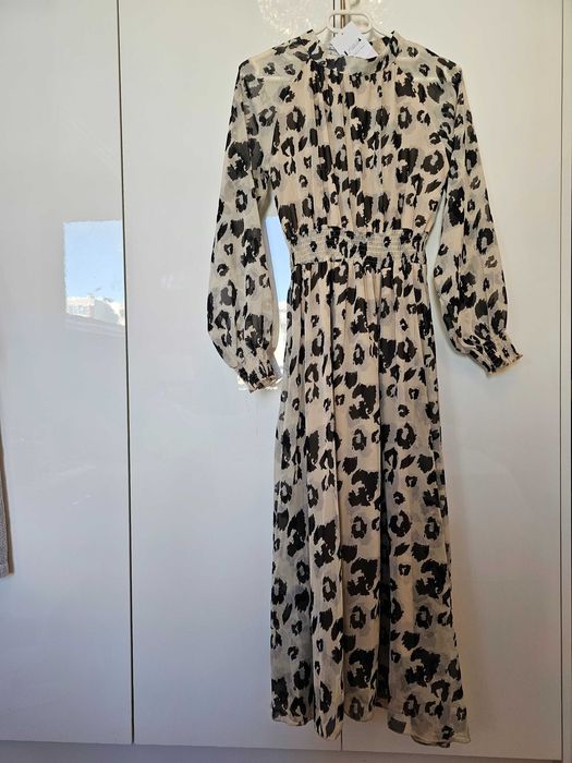 Много ефектна дамска рокля