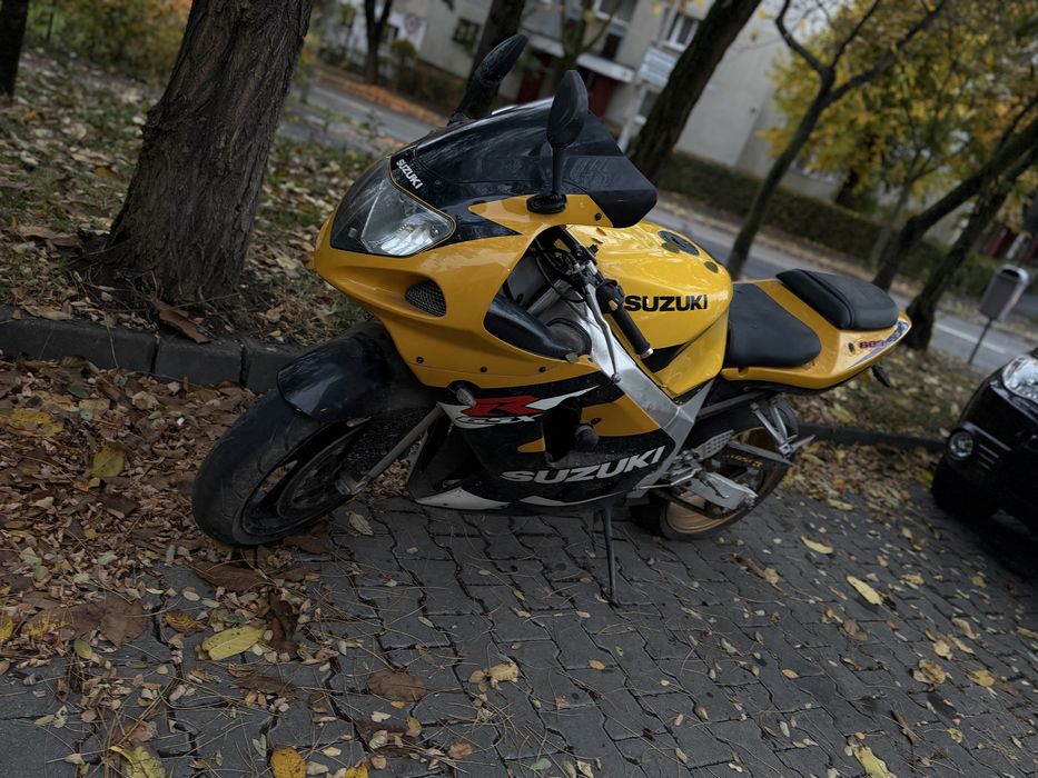 Vand Suzuki GSX.