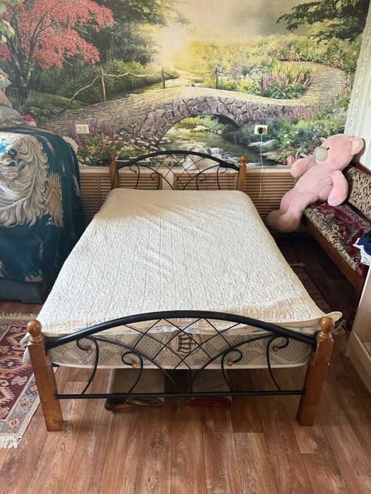 Продам кровать в отличном состоянии