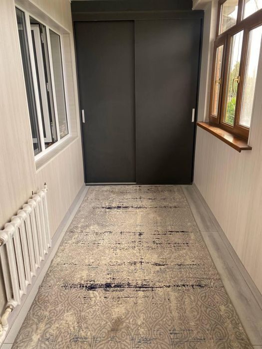 Чиланзар 12 продаю квартиру 5/4/4