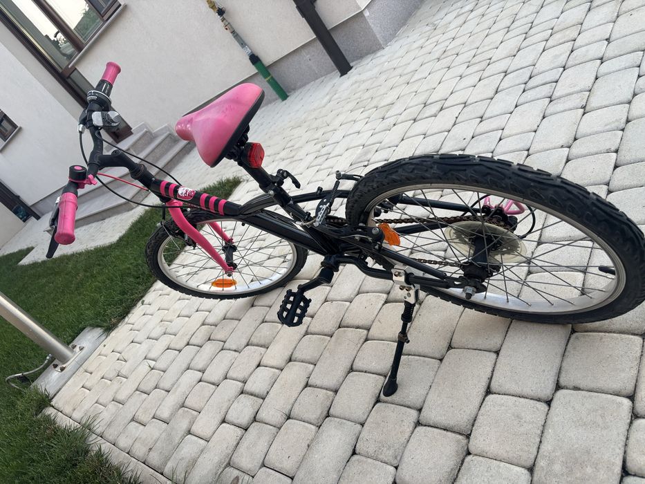 Bicicleta copii, de preferat fetita