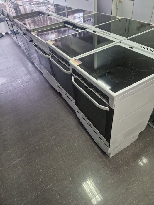 Свободностояща печка VossElectrolux 72 литра