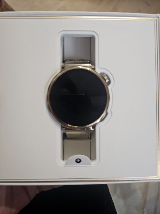Часовник  Huawei watch gt 5