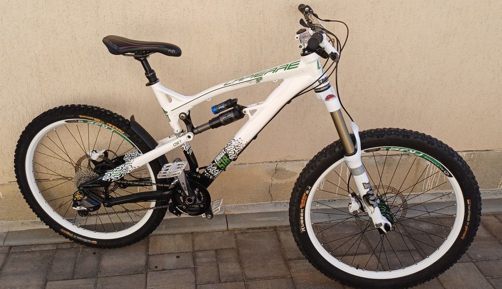 Bicicleta full suspension Lapierre