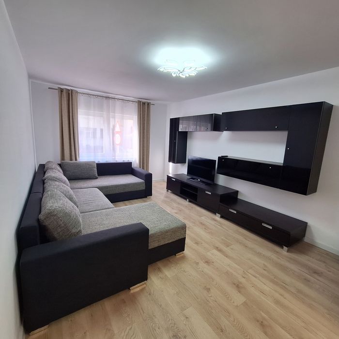 Apartament 3 camere de închiriat in Ștrand