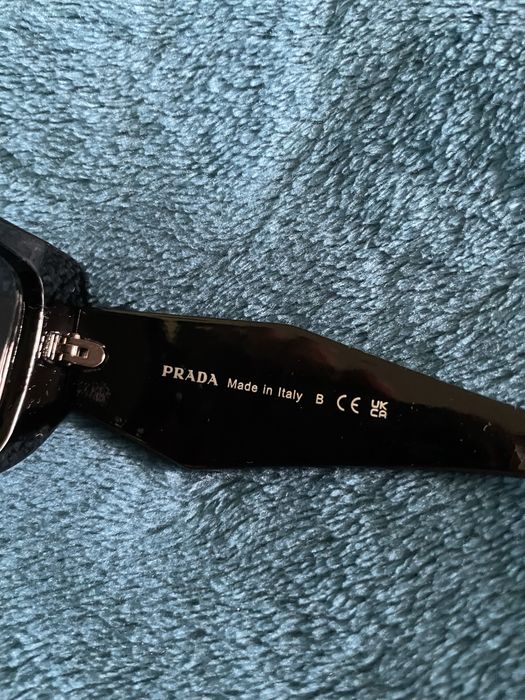 Ochelari de soare prada