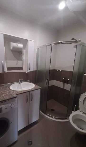 Дава се под наем Двустаен апартамент в София, Студентски град - 68 кв.м за 348.84 € - Снимка #3