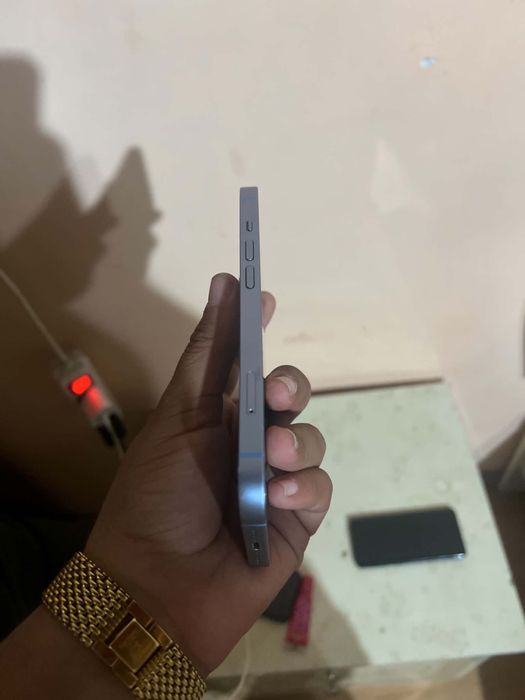 Vand sau schimb iphone 14 blue 128gb