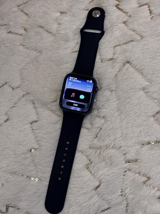 Apple Watch Series 7 (GPS)