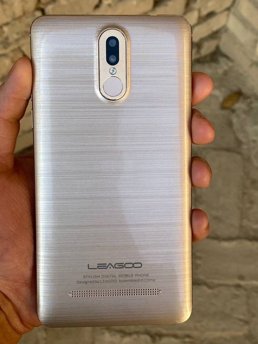 Leagoo M8 Pro - срочно