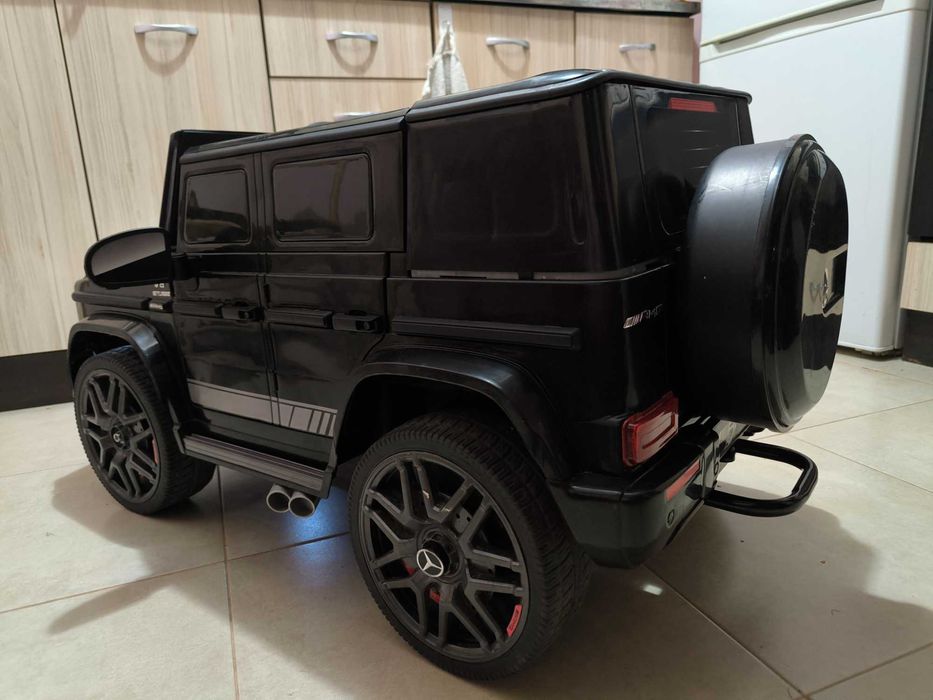 Детска електрическа кола - Mercedes AMG G63