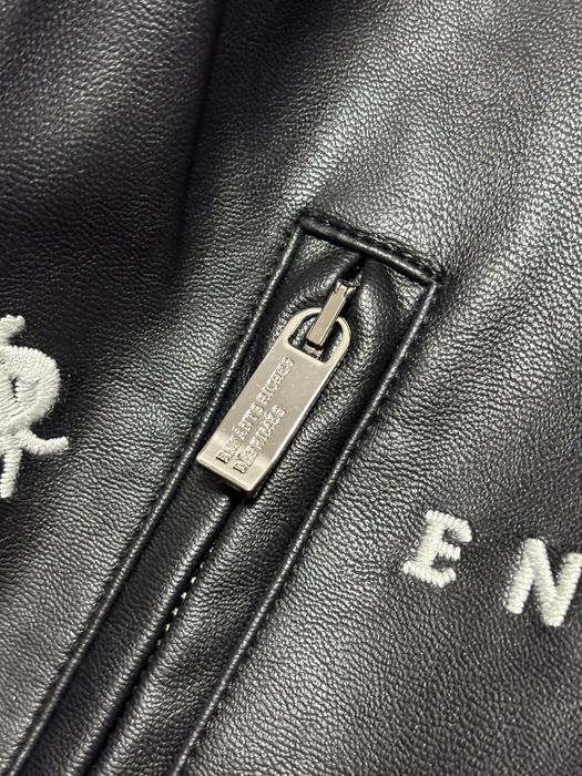 черная куртка ERD