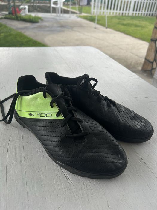 Детски обувки за футбол kipsta 100 37 номер