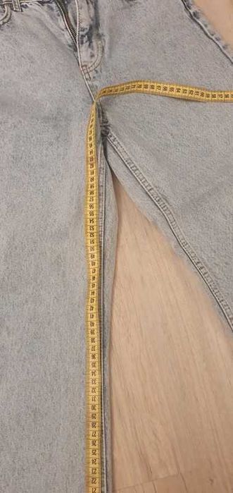 blugi largi albastru deschis taiati