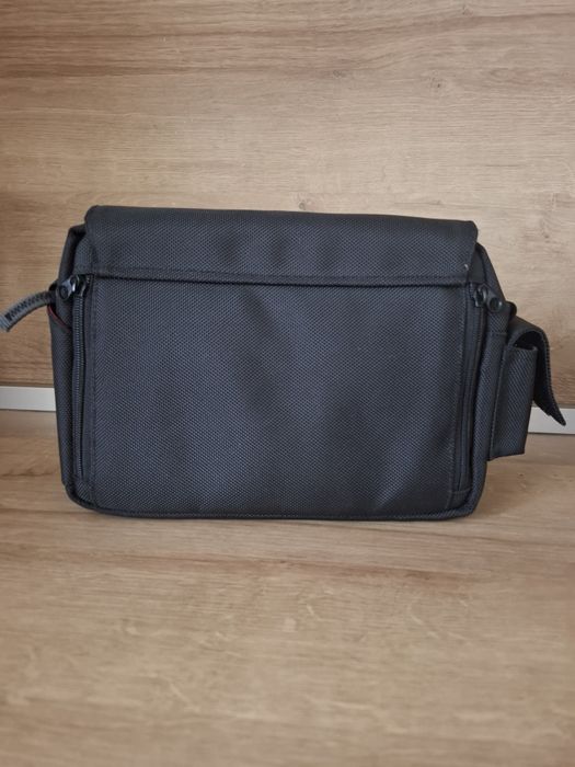 Нова фото чанта 25×18×8 см