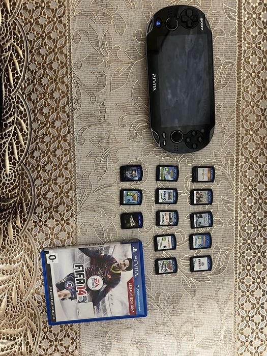 Ps vita 1000, 8gb, много игр