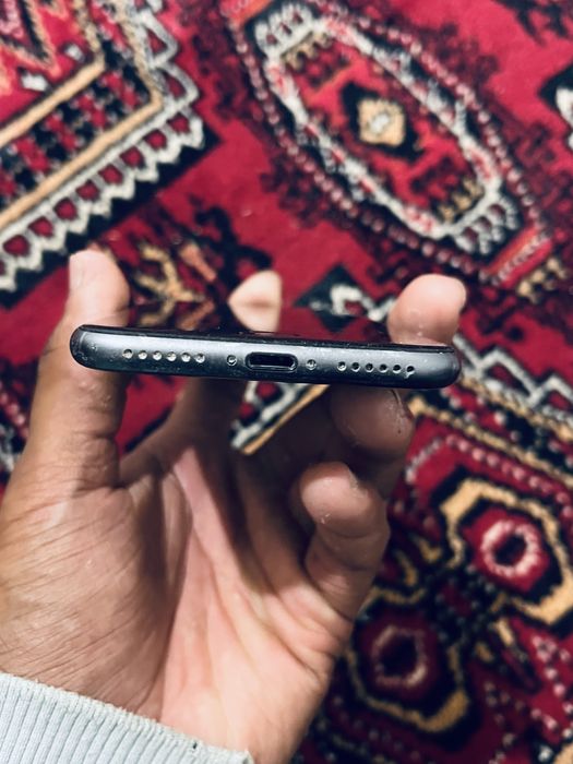 Iphone 8 срочно продам!!!