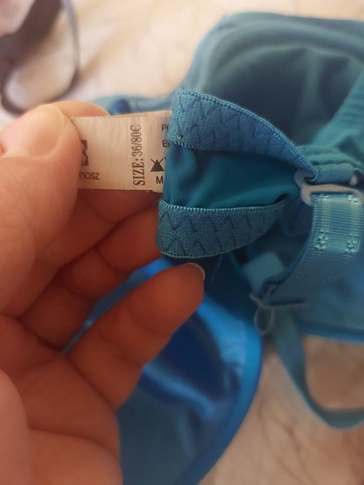 Sutiene cupa buretata si bretele detasabile