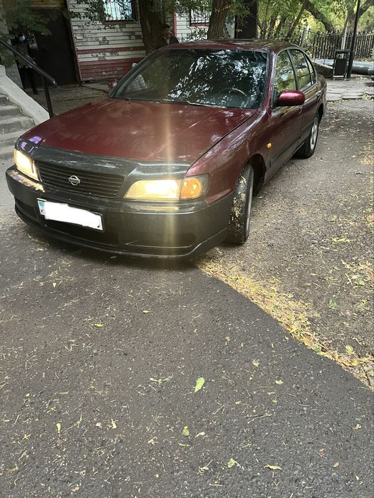Машина nissan maxima механика 2.0