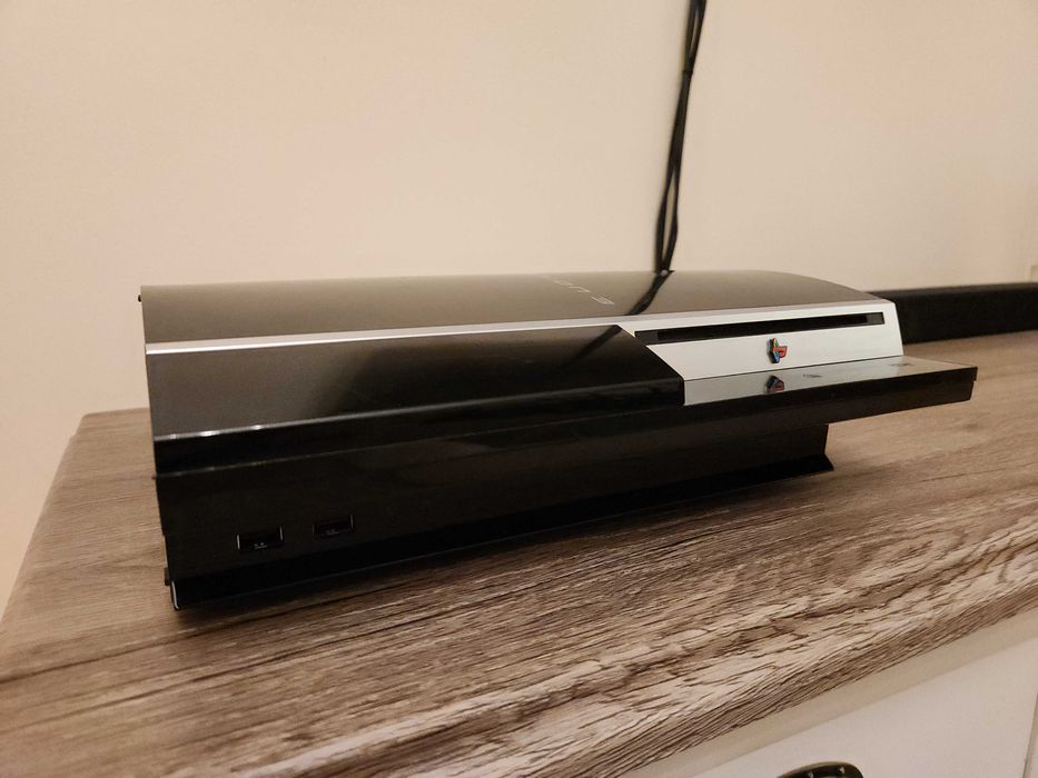 PlayStation 3 (PS3) 120GB (CECHL03) - Modat, Complet functional