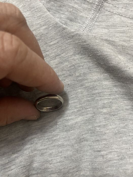 Кольцо обручальное из платины