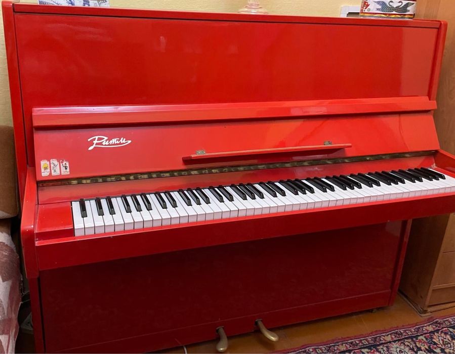 Продаю пианино модель Л120